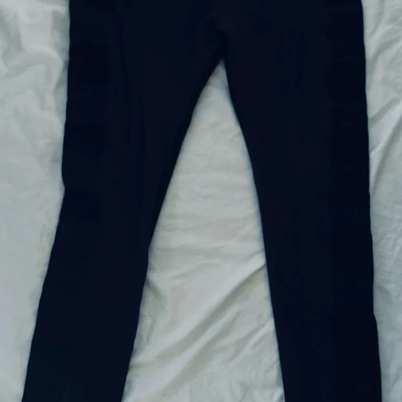 BCBG Color-block Black Leggings - Picture 3 of 6